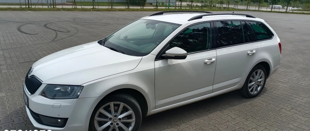 Skoda Octavia cena 44000 przebieg: 252000, rok produkcji 2015 z Trzciel małe 56